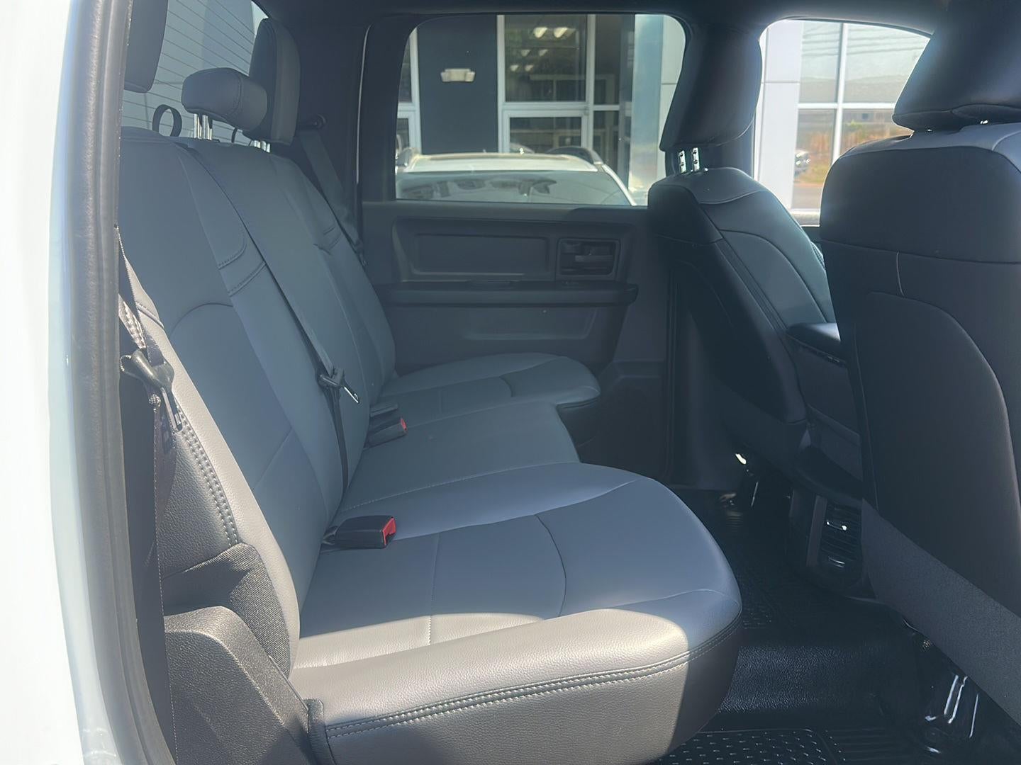 2026 RAM 2500 RAM 2500 TRADESMAN CREW CAB 4X4 6'4' BOX