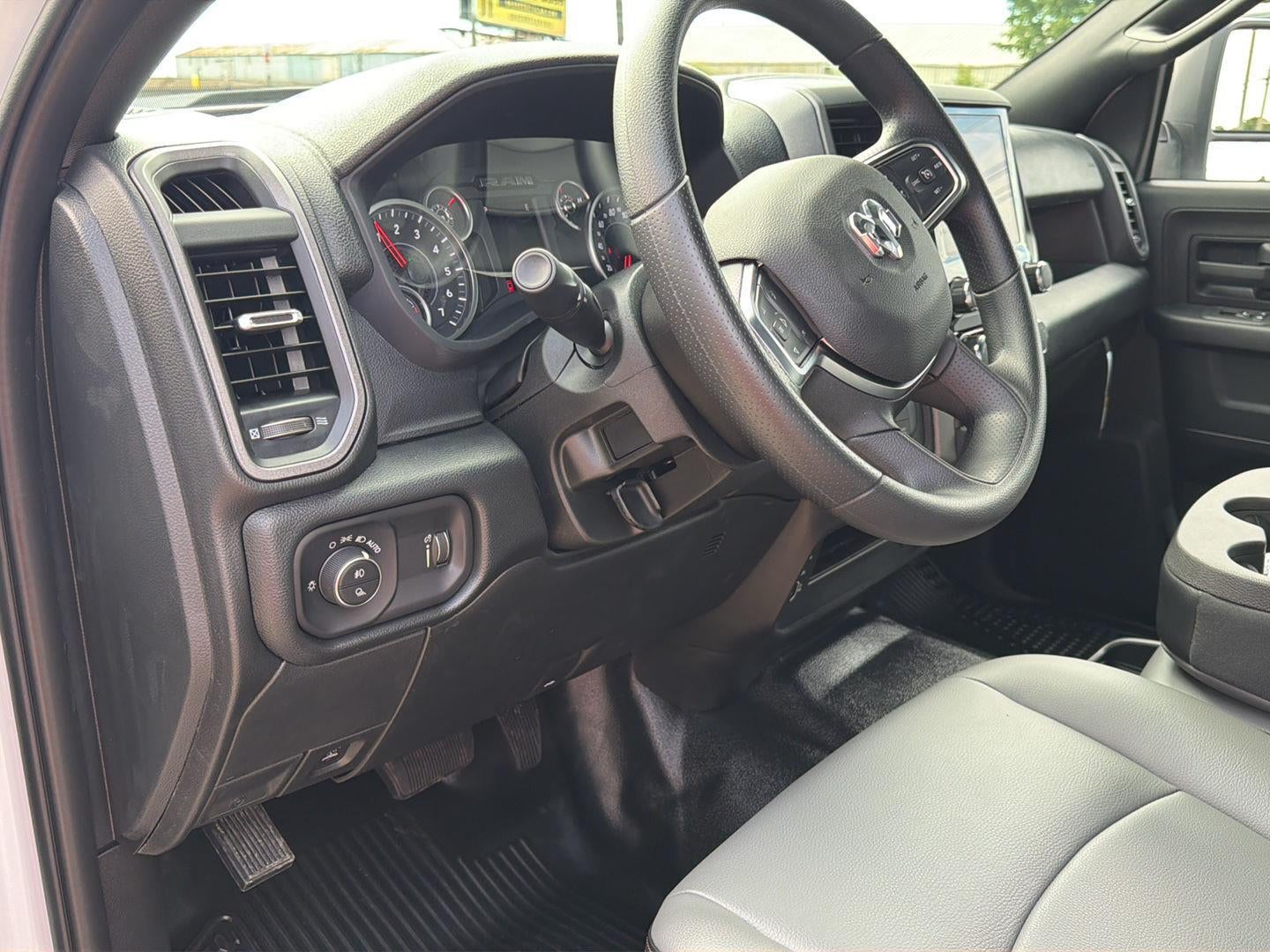 2026 RAM 2500 RAM 2500 TRADESMAN CREW CAB 4X4 6'4' BOX