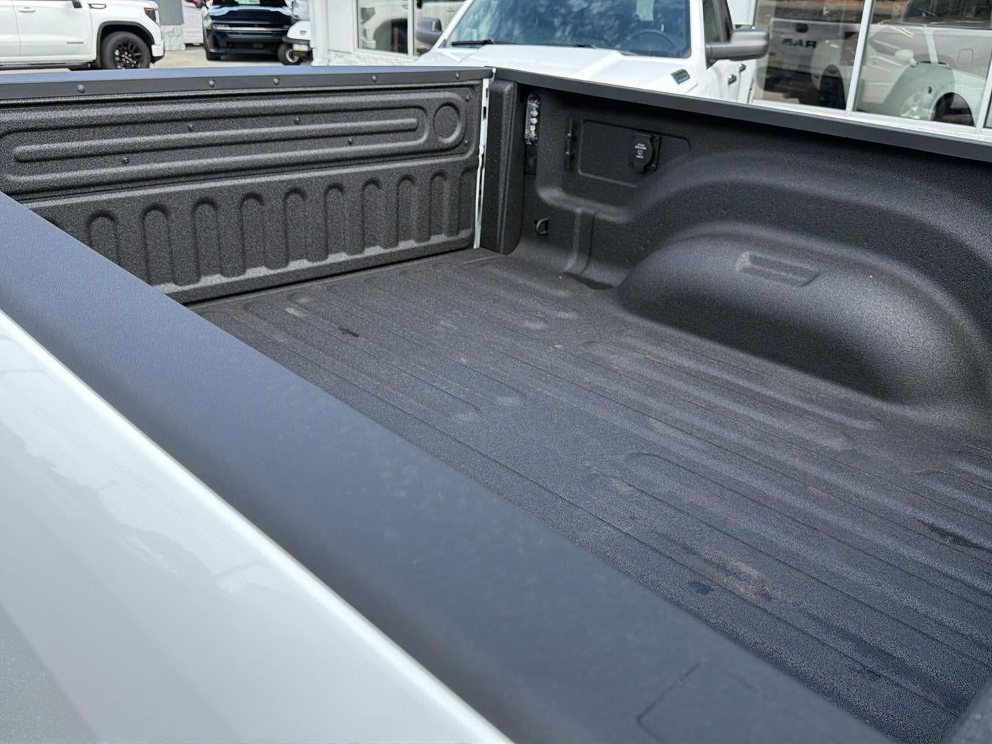 2026 RAM 2500 RAM 2500 TRADESMAN CREW CAB 4X4 6'4' BOX