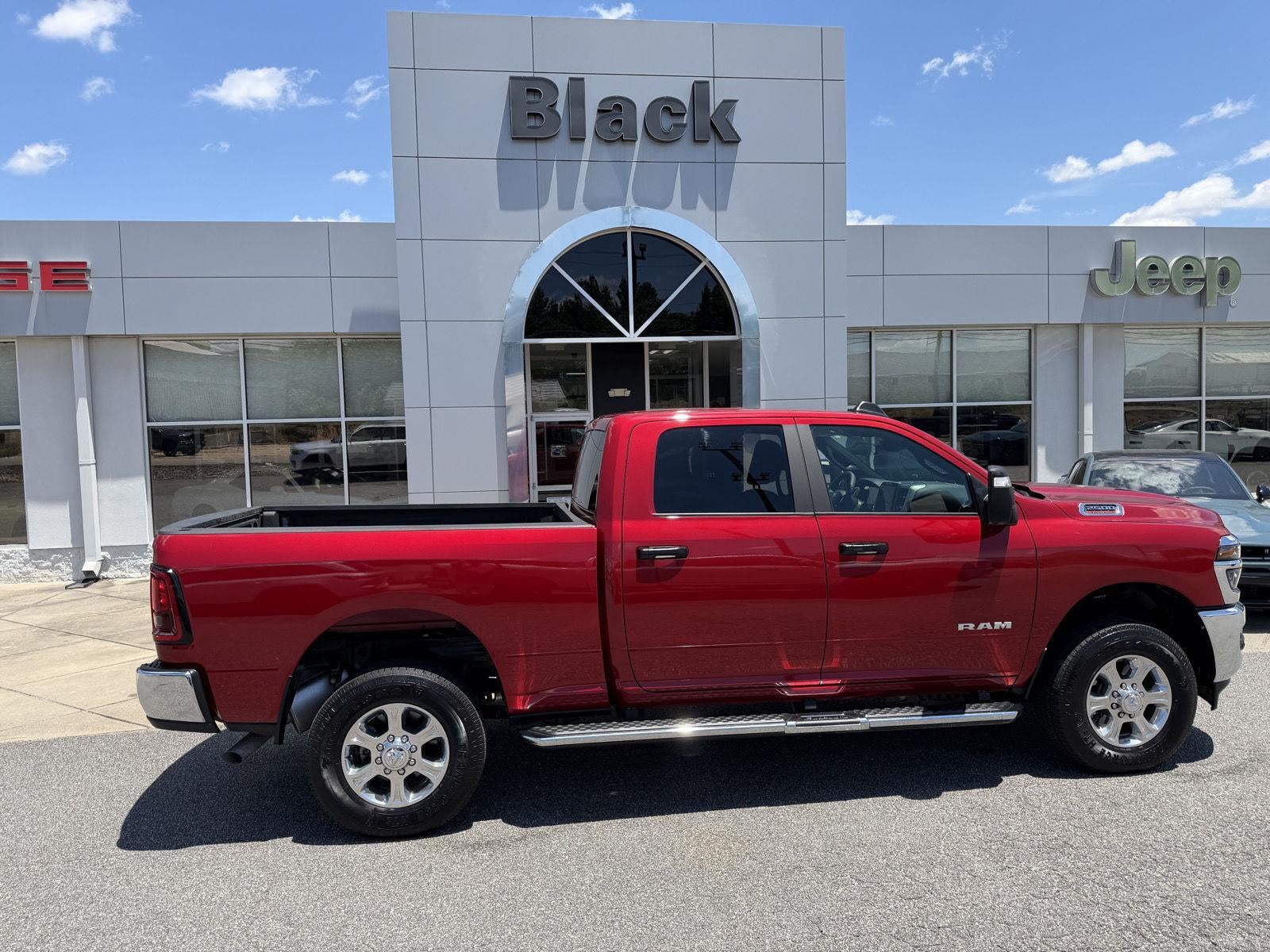 2026 RAM 2500 Big Horn Crew Cab 4x4 6'4' Box