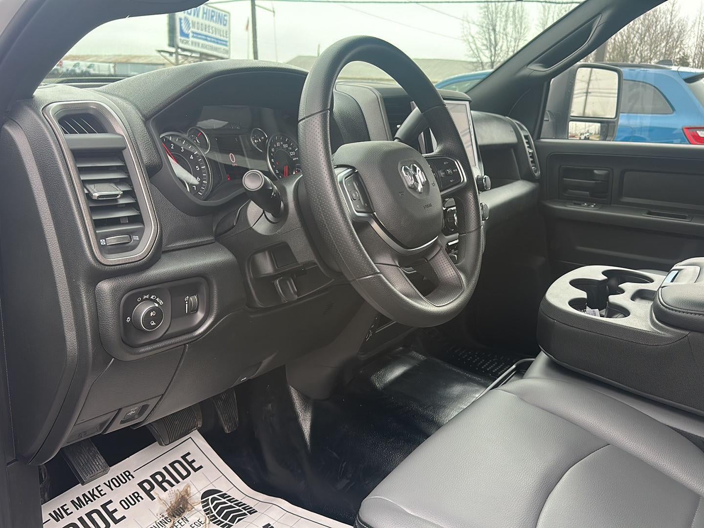 2026 RAM 2500 RAM 2500 TRADESMAN CREW CAB 4X4 8' BOX