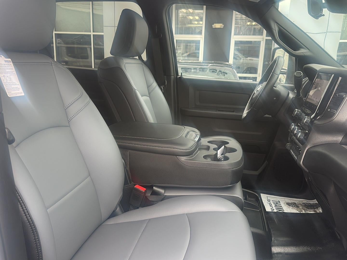 2026 RAM 2500 RAM 2500 TRADESMAN CREW CAB 4X4 8' BOX