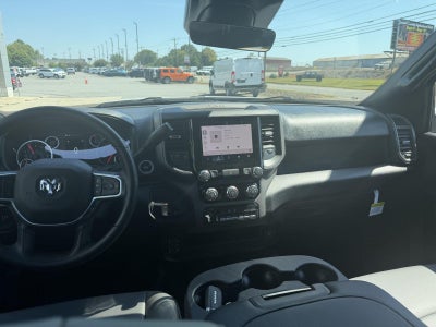 2027 RAM 2500 RAM 2500 TRADESMAN CREW CAB 4X4 8' BOX
