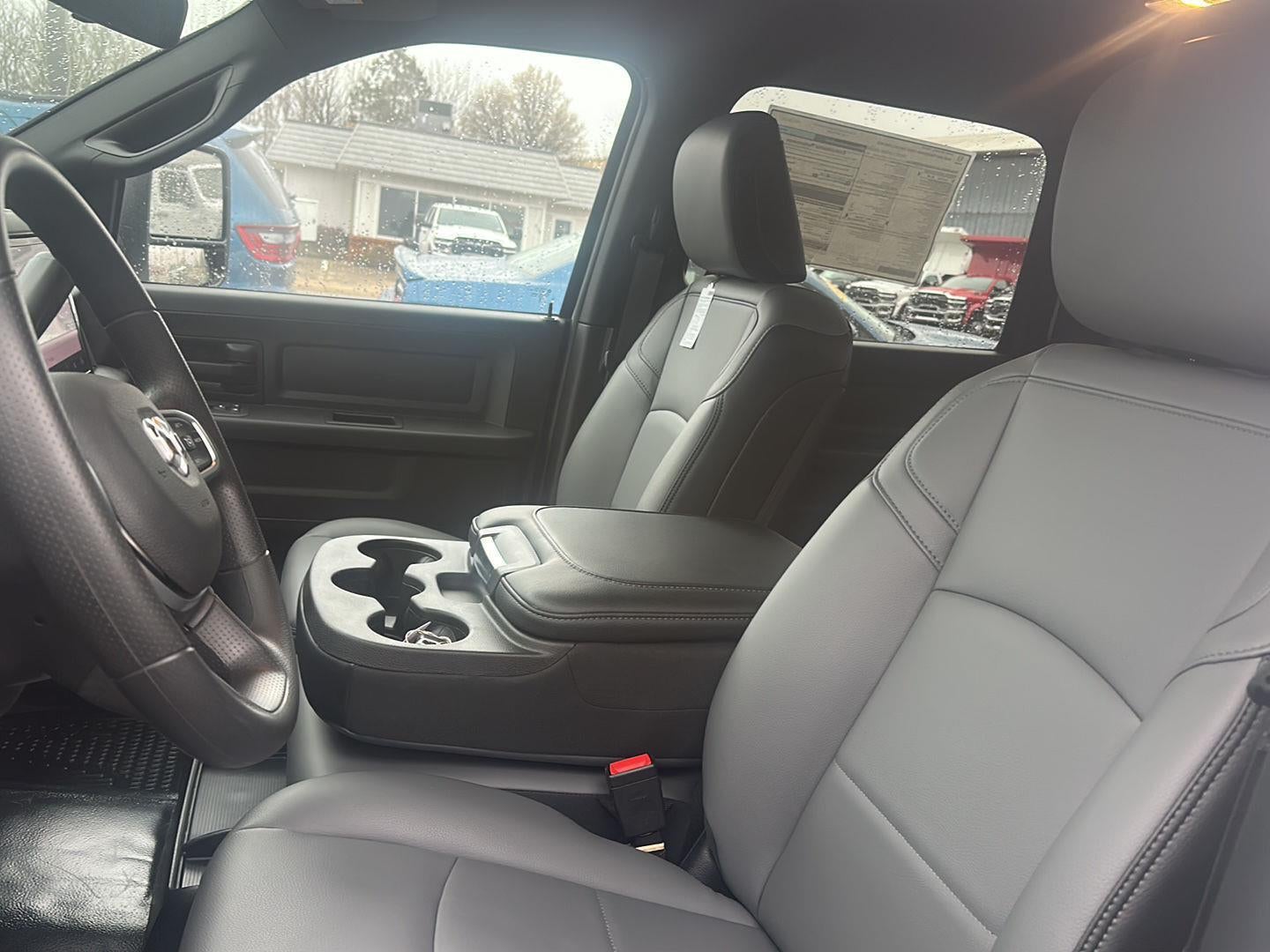 2026 RAM 2500 RAM 2500 TRADESMAN CREW CAB 4X4 8' BOX