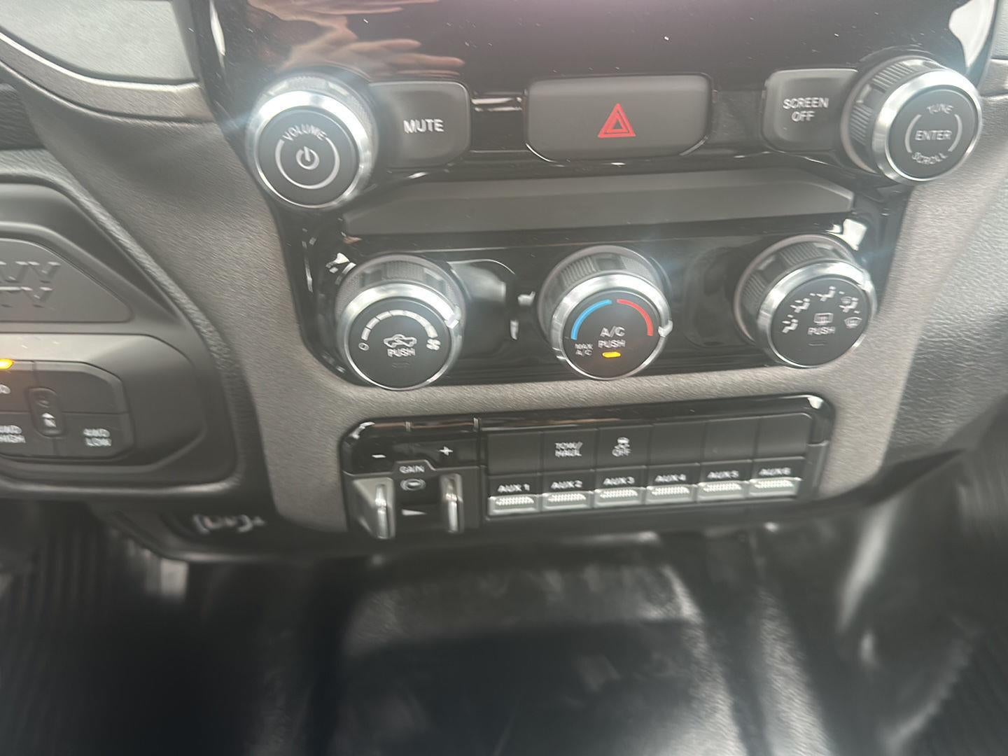 2026 RAM 2500 RAM 2500 TRADESMAN CREW CAB 4X4 8' BOX