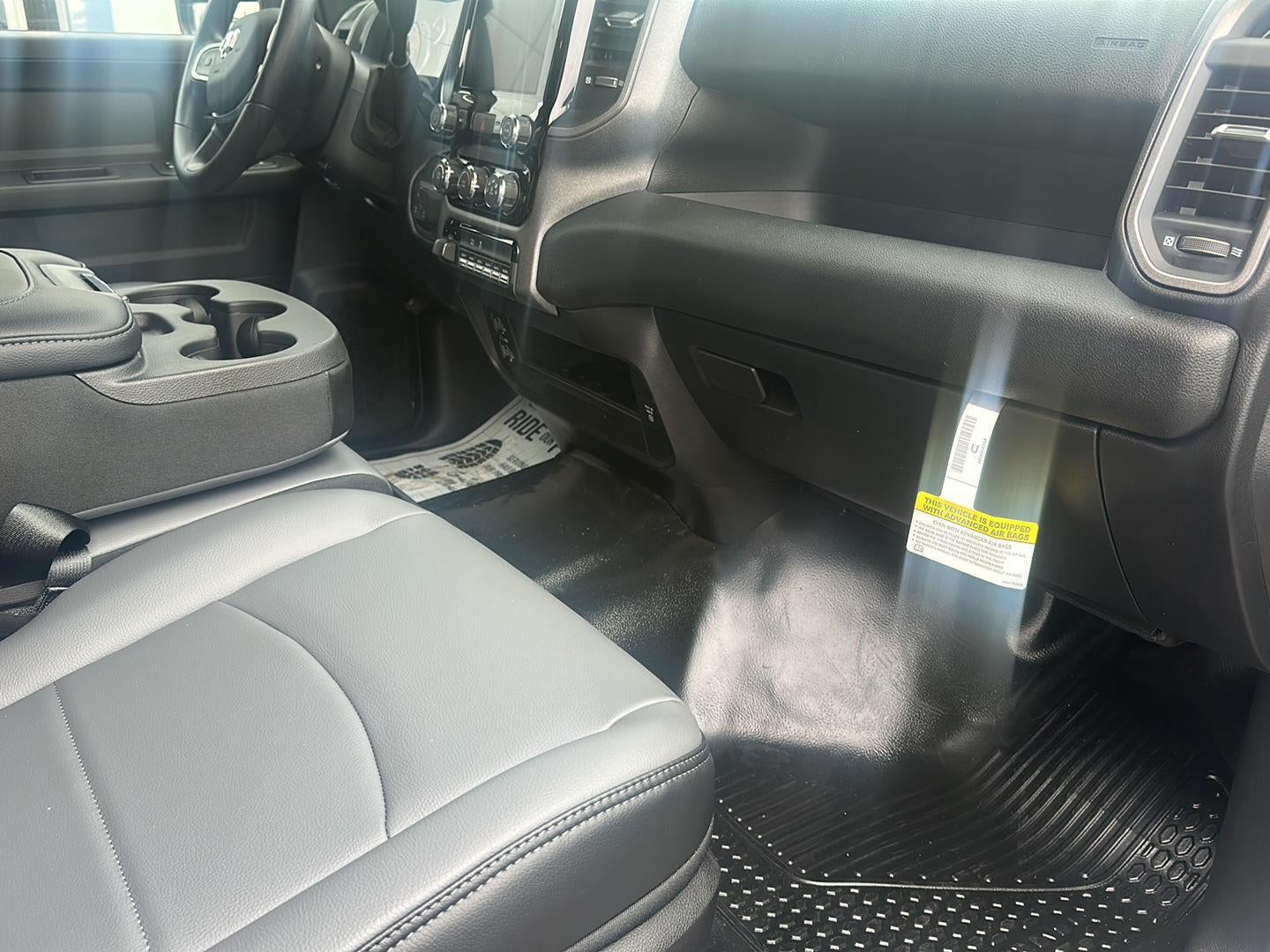 2026 RAM 2500 RAM 2500 TRADESMAN CREW CAB 4X4 8' BOX