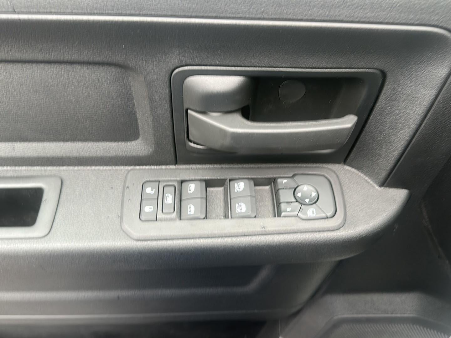 2026 RAM 2500 RAM 2500 TRADESMAN CREW CAB 4X4 8' BOX