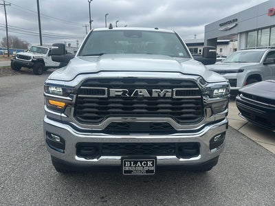 2026 RAM 2500 RAM 2500 TRADESMAN CREW CAB 4X4 8' BOX