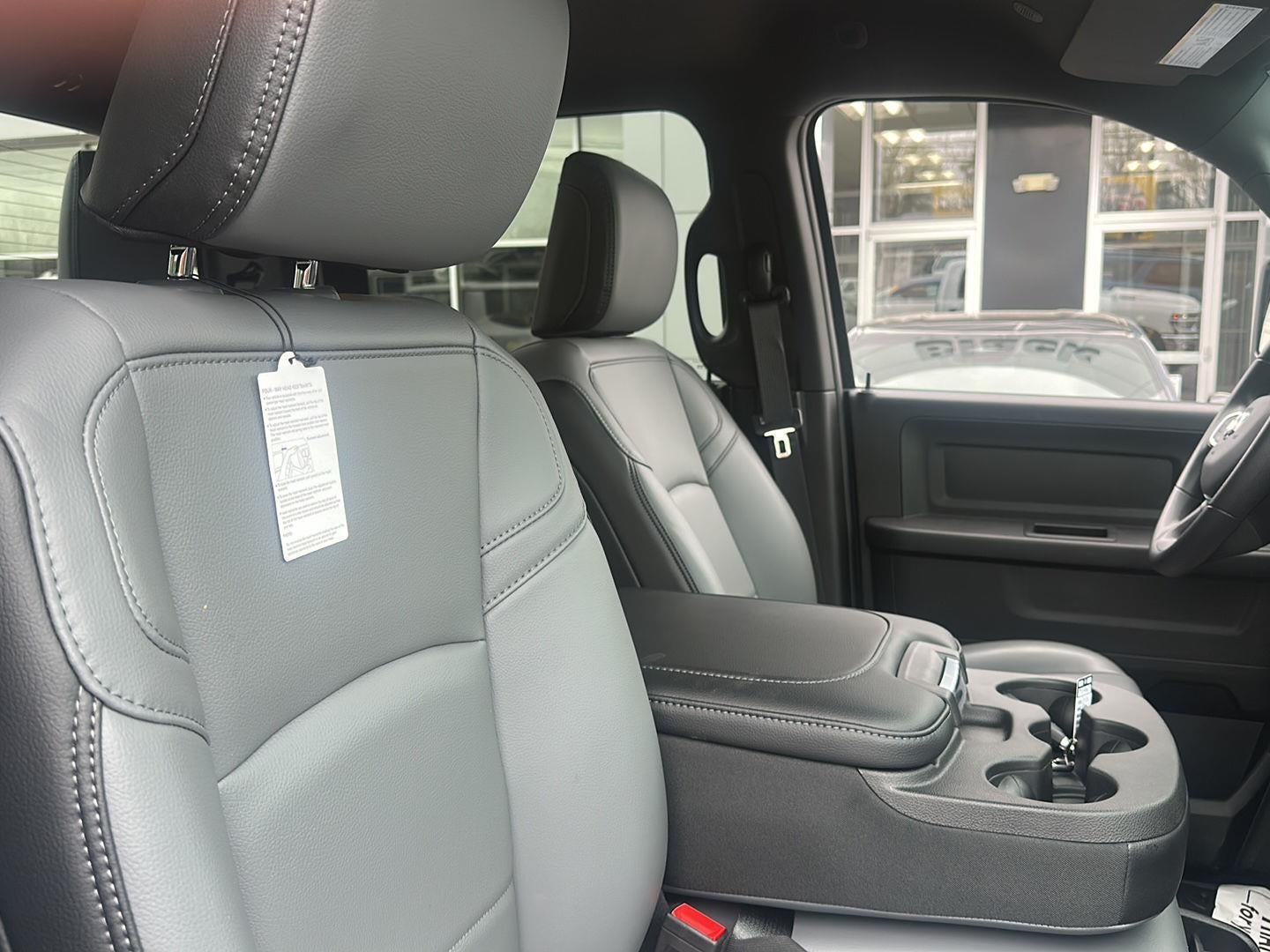 2026 RAM 2500 RAM 2500 TRADESMAN CREW CAB 4X4 8' BOX