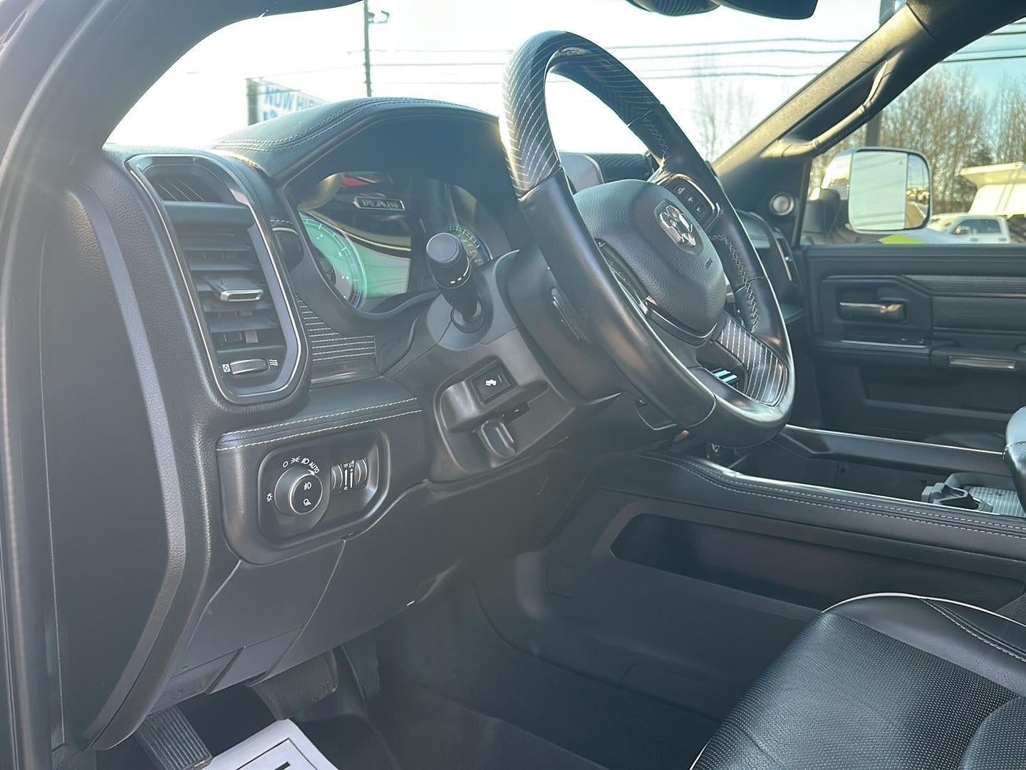 2020 RAM 2500 Limited Crew Cab 4X4 6'4' Box