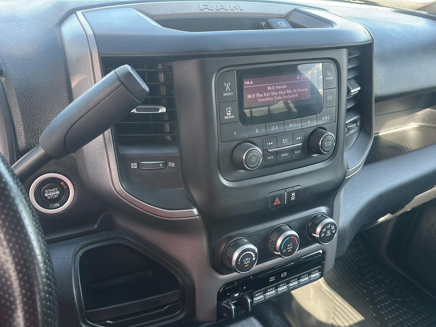 2020 RAM 5500 Chassis Cab Tradesman/SLT/Laramie/Limited