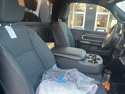 2026 RAM 5500 RAM 5500 BIG HORN CHASSIS REGULAR CAB 4X4 60' CA