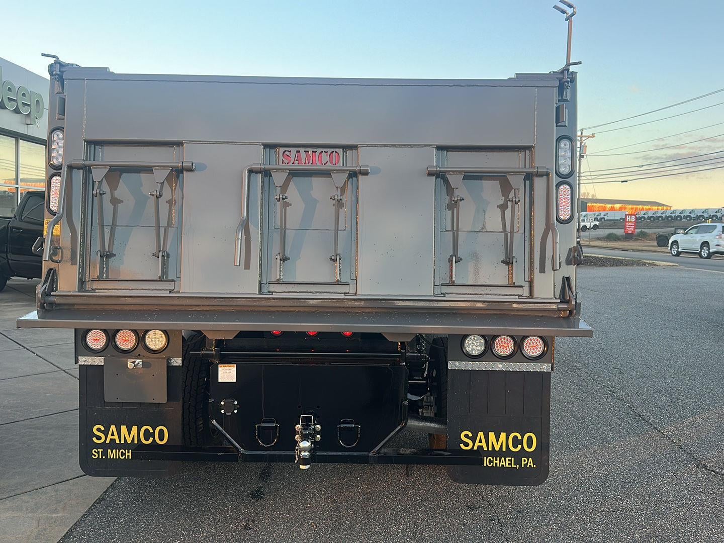 2026 RAM 5500 RAM 5500 BIG HORN CHASSIS REGULAR CAB 4X4 60' CA