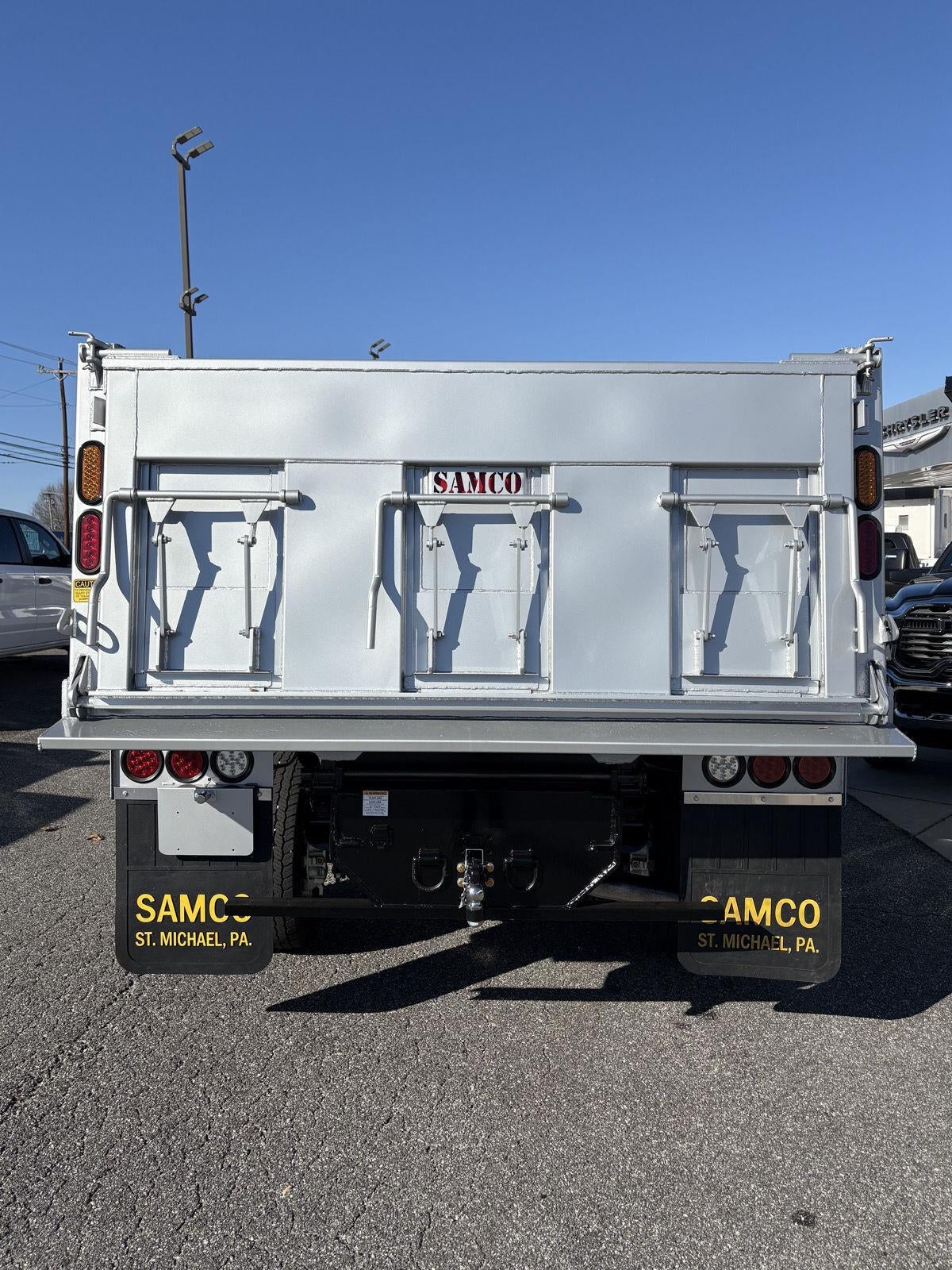 2026 RAM 5500 RAM 5500 BIG HORN CHASSIS REGULAR CAB 4X4 60' CA