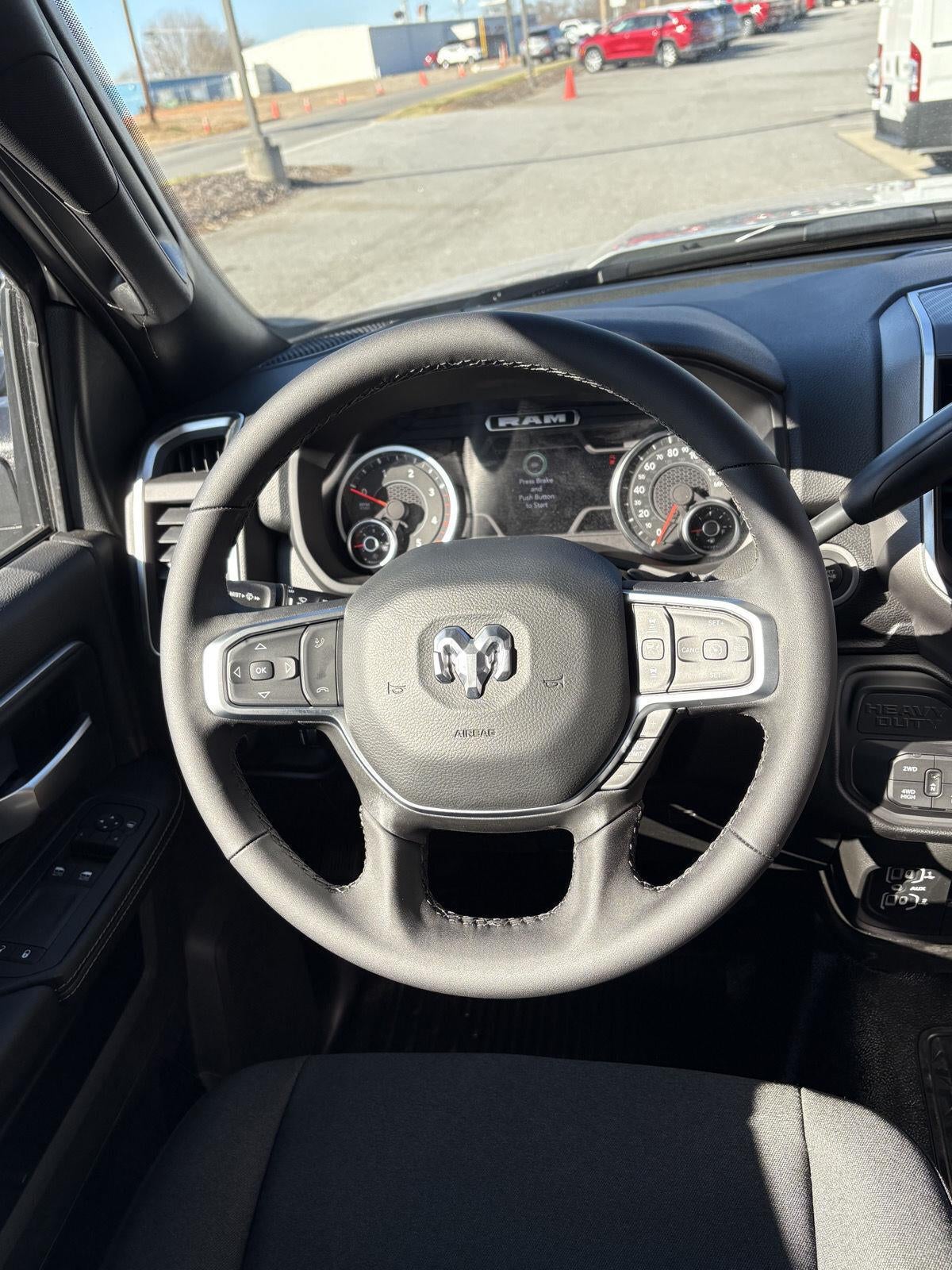 2026 RAM 5500 RAM 5500 BIG HORN CHASSIS REGULAR CAB 4X4 60' CA