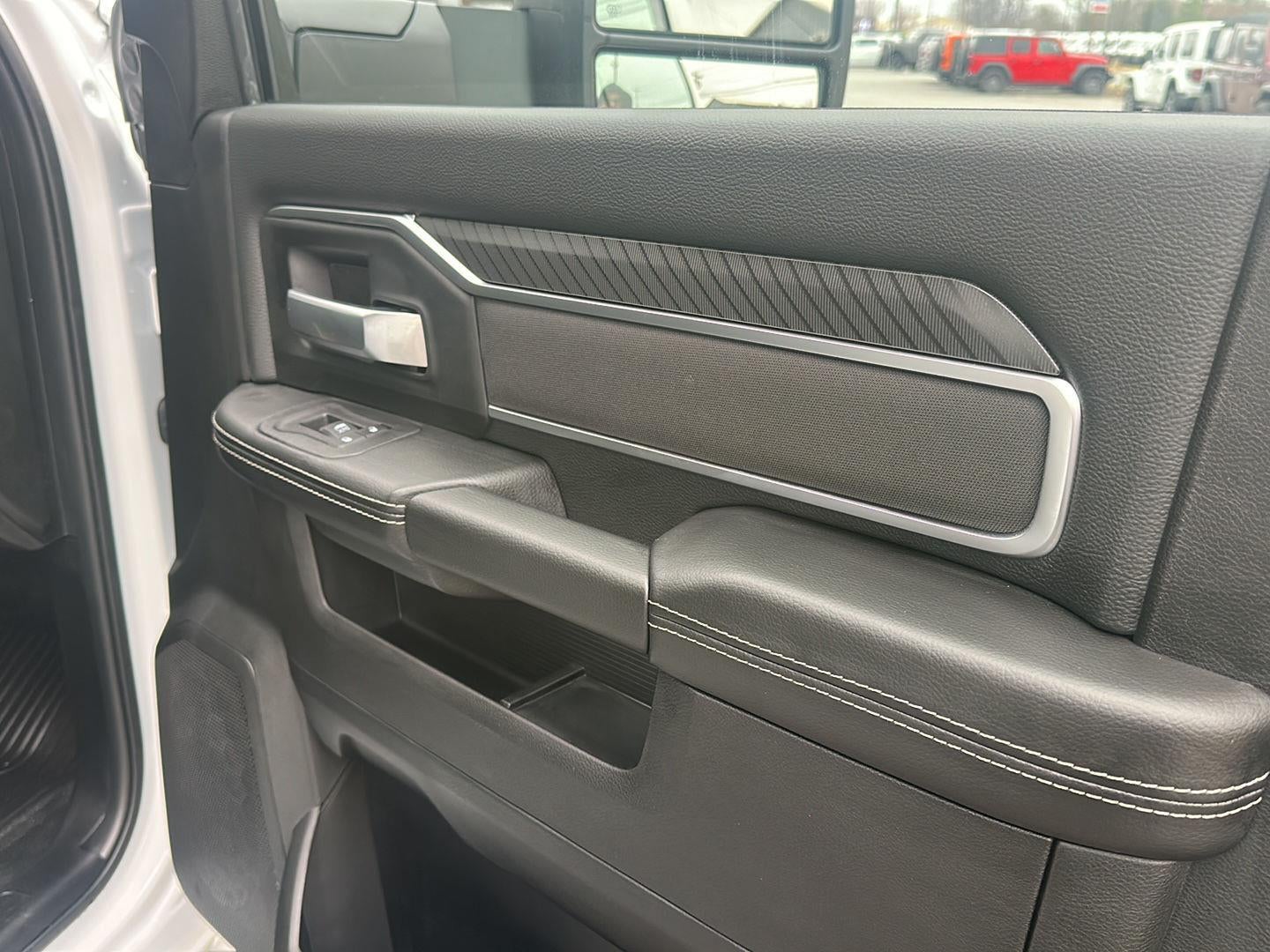 2026 RAM 5500 RAM 5500 BIG HORN CHASSIS REGULAR CAB 4X4 60' CA