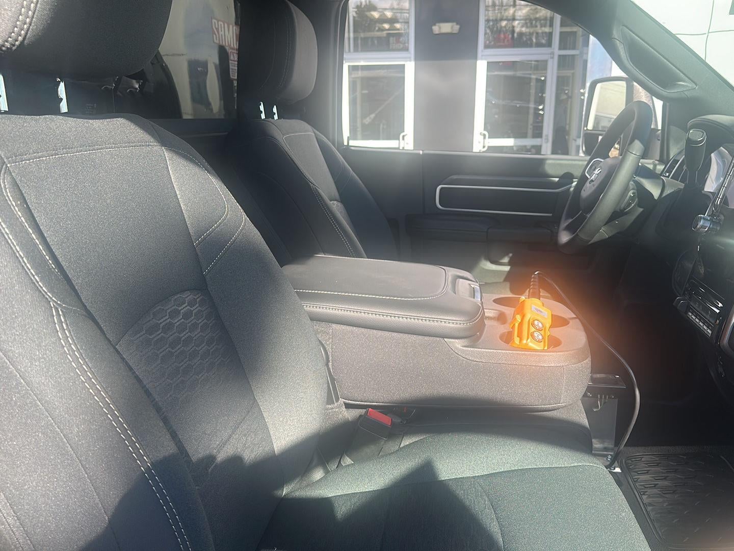 2026 RAM 5500 RAM 5500 BIG HORN CHASSIS REGULAR CAB 4X4 60' CA