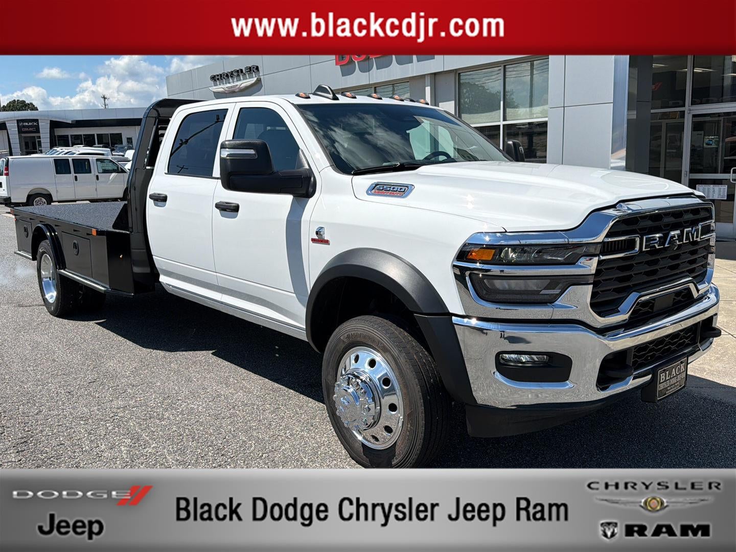 2026 RAM 5500 RAM 5500 TRADESMAN CHASSIS CREW CAB 4X4 84' CA