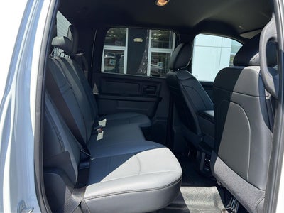 2026 RAM 5500 RAM 5500 TRADESMAN CHASSIS CREW CAB 4X4 84' CA
