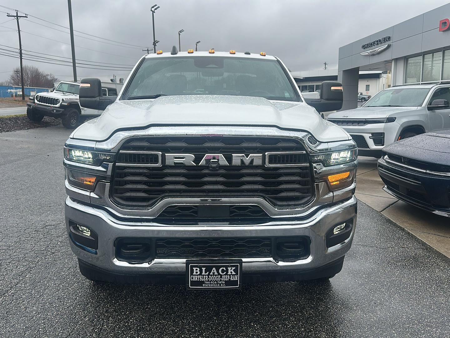 2026 RAM 3500 RAM 3500 TRADESMAN CREW CAB CHASSIS 4X4 60' CA