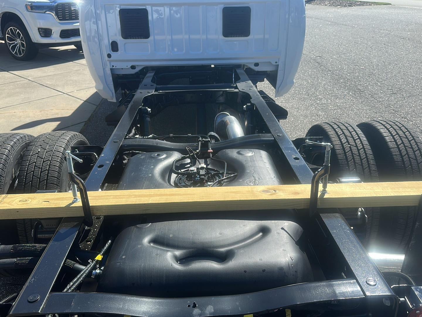 2026 RAM 3500 RAM 3500 TRADESMAN CREW CAB CHASSIS 4X4 60' CA