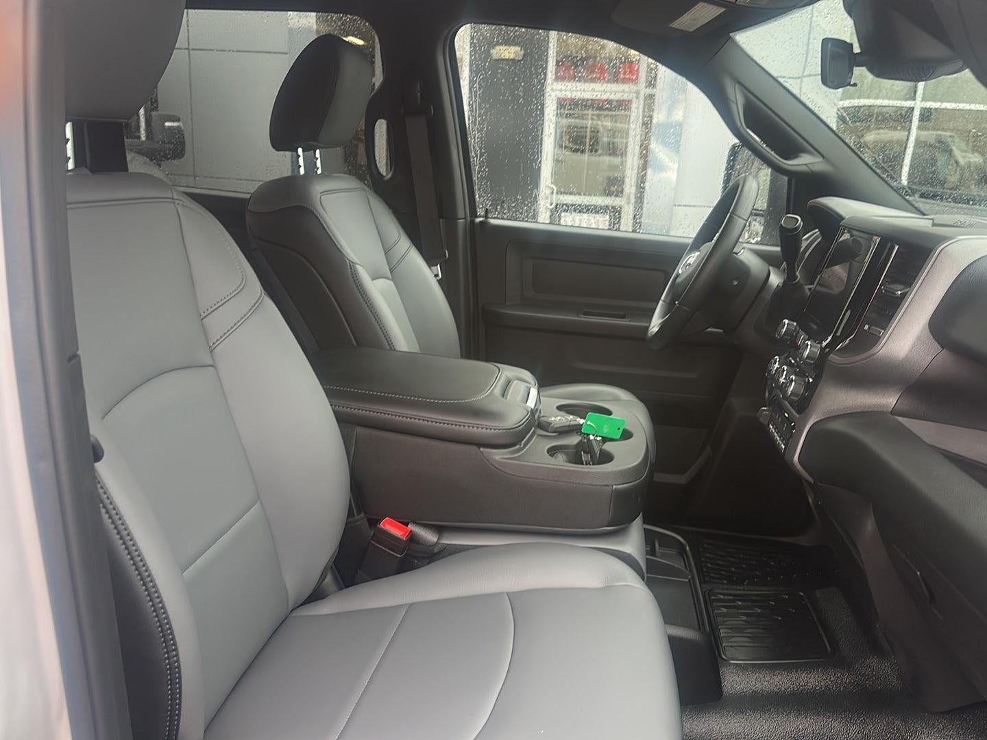 2026 RAM 3500 RAM 3500 TRADESMAN CREW CAB CHASSIS 4X4 60' CA