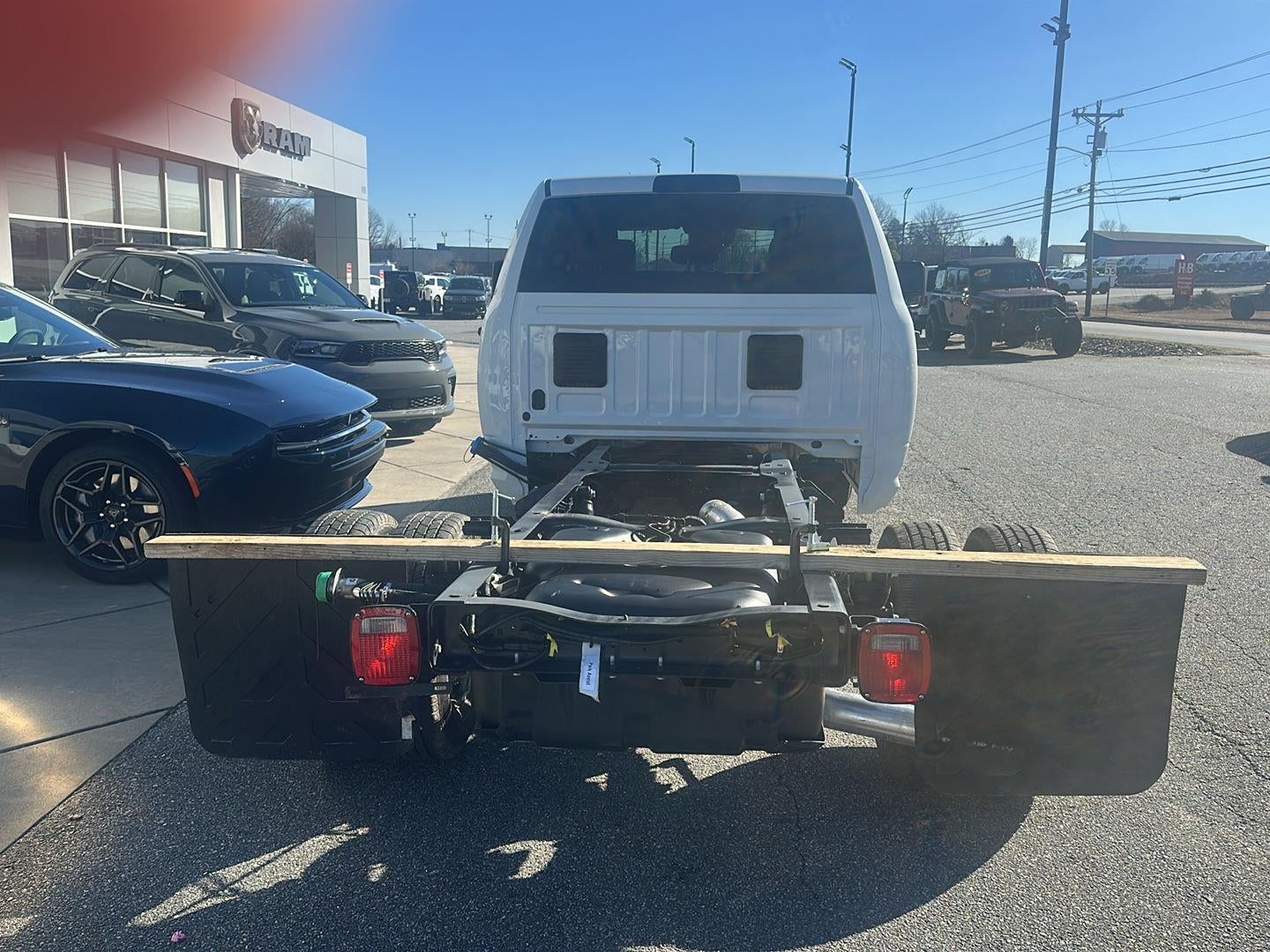 2026 RAM 3500 RAM 3500 TRADESMAN CREW CAB CHASSIS 4X4 60' CA