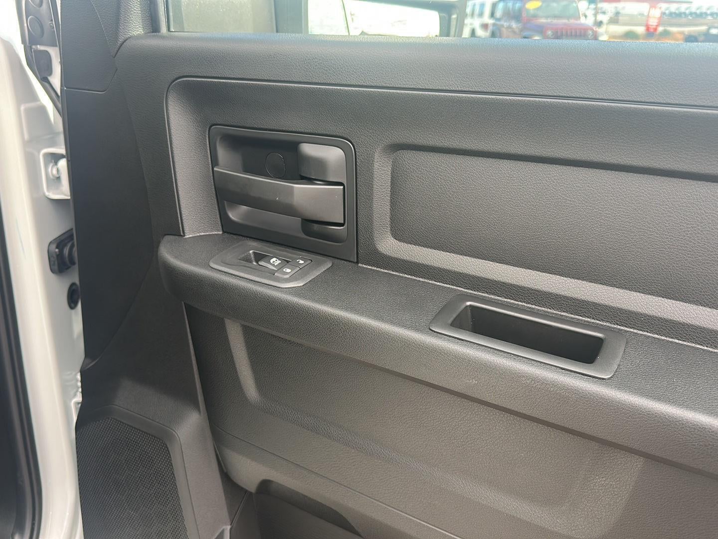 2026 RAM 3500 RAM 3500 TRADESMAN CREW CAB CHASSIS 4X4 60' CA