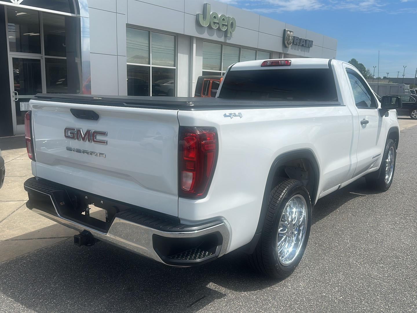 2024 GMC Sierra 1500 Pro