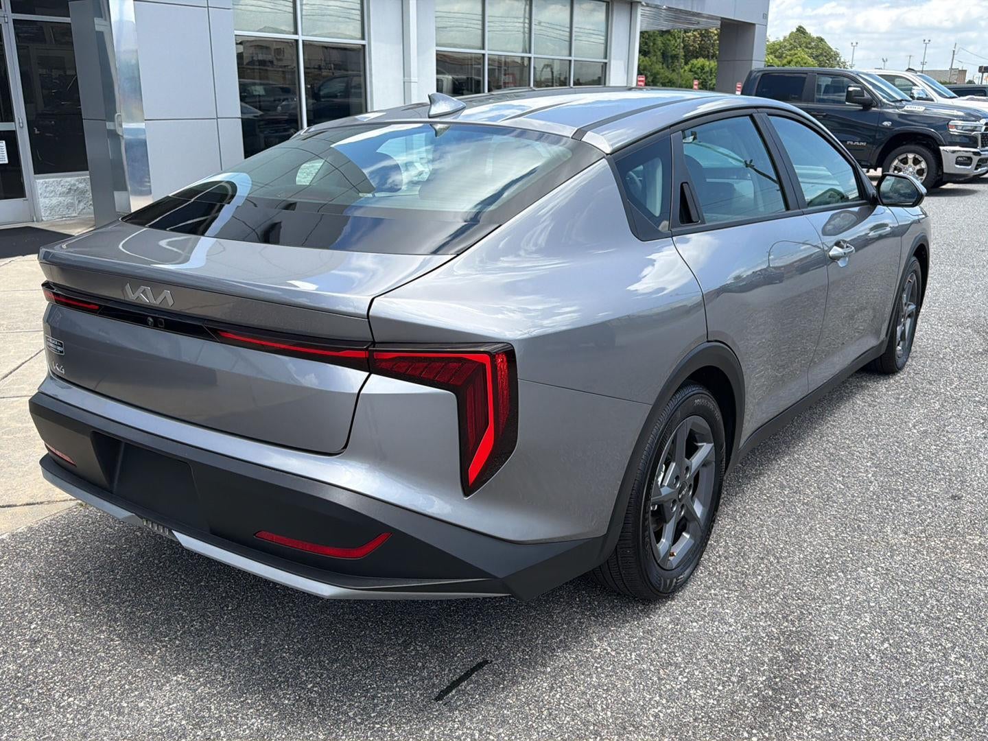 2025 Kia K4 LX/LXS LXS
