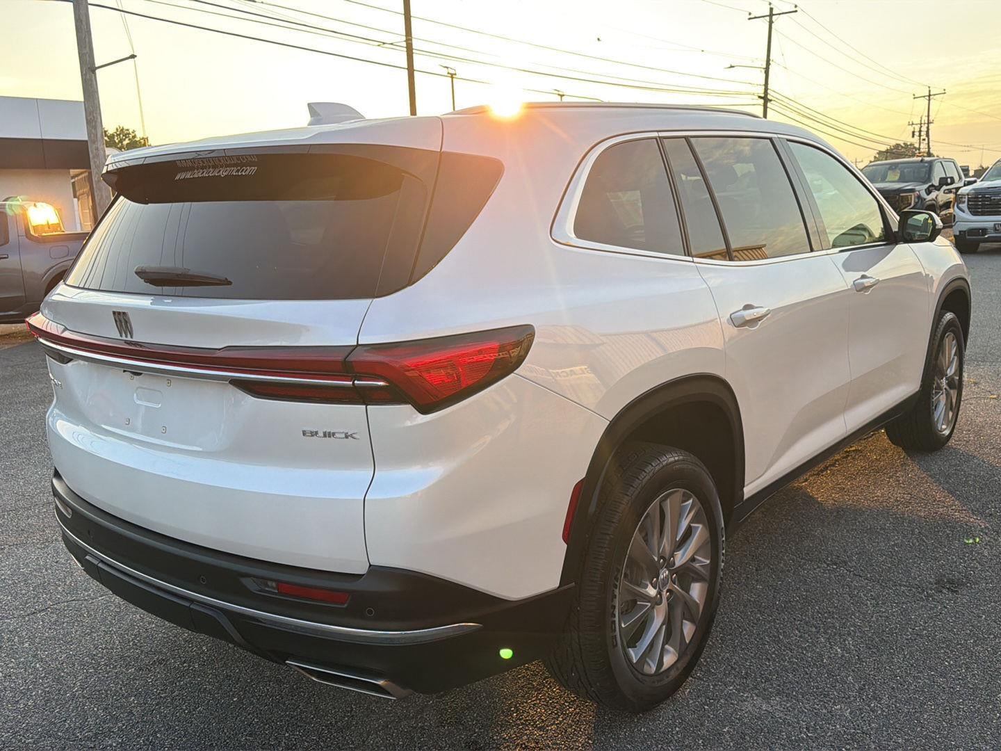 2025 Buick Enclave Preferred FWD